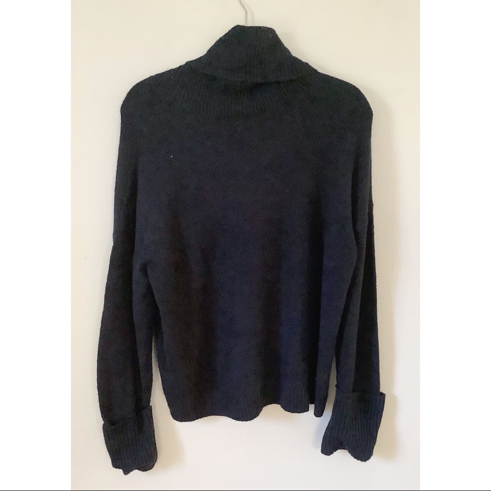 Chelsea28 Black Cowl Neck Turtleneck Oversized Sweater Women Medium NEW TAGS $69 - Picture 3 of 5